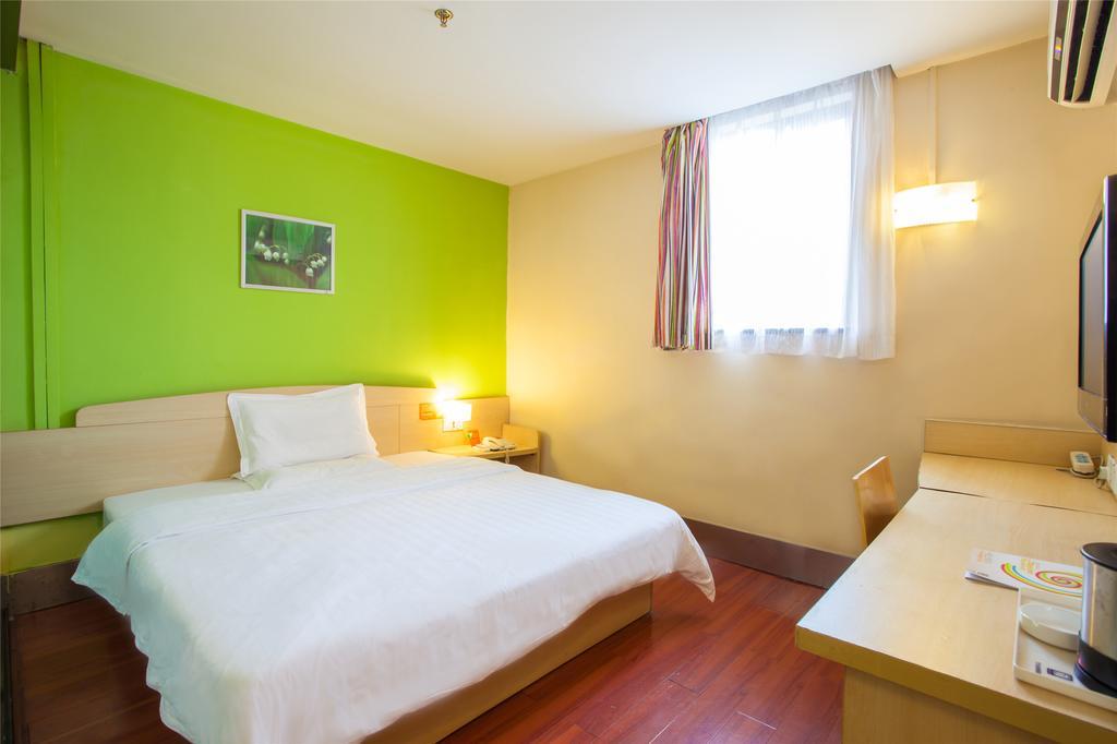 7Days Inn Guangzhou Nonglinxia Road Ouzhuang Subway Station מראה חיצוני תמונה
